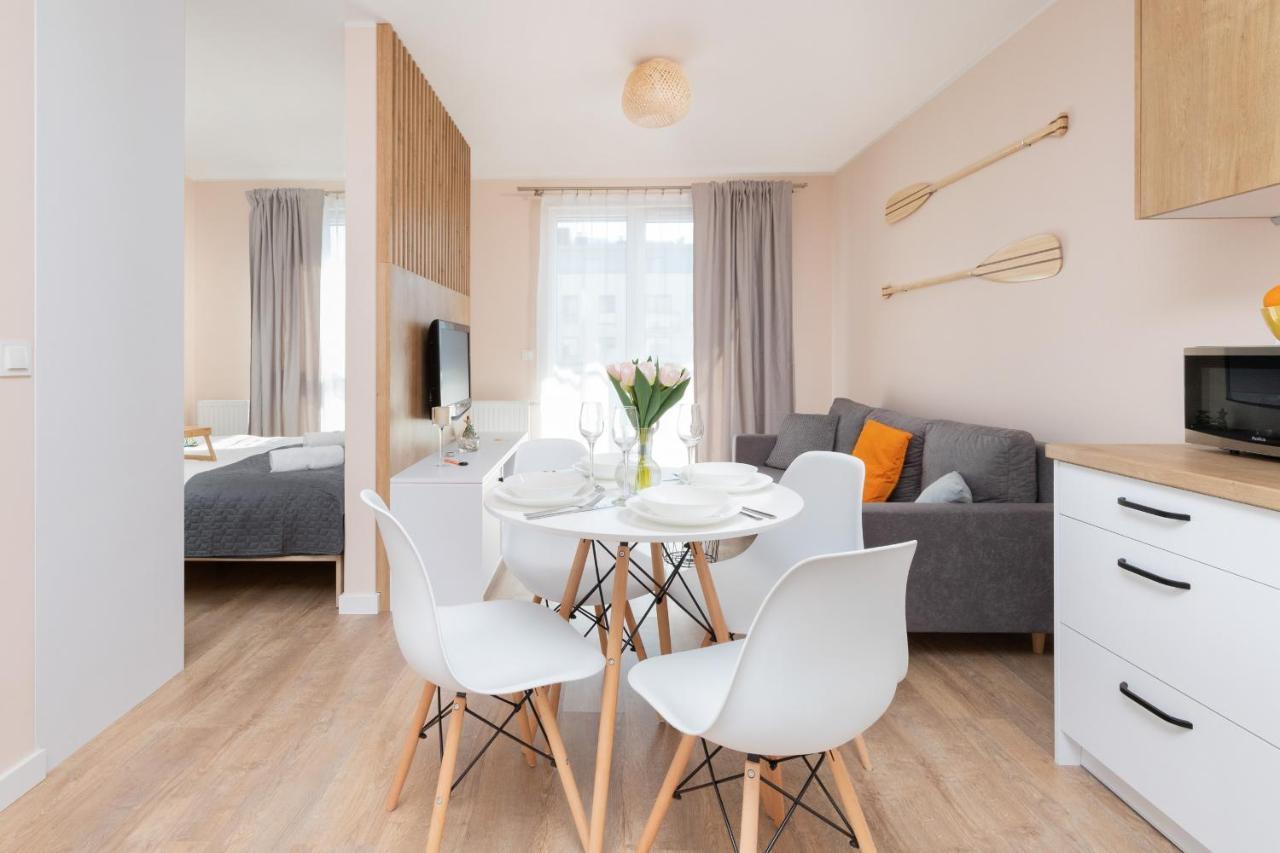 Osiedle Latarnikow Apartment With Parking Gdansk By Noclegi Renters 外观 照片